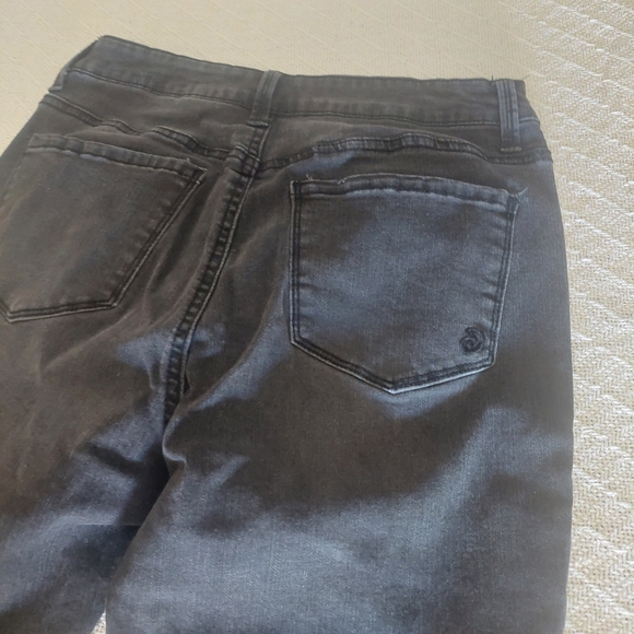 Women's Black Jeans - Picture 5 of 8